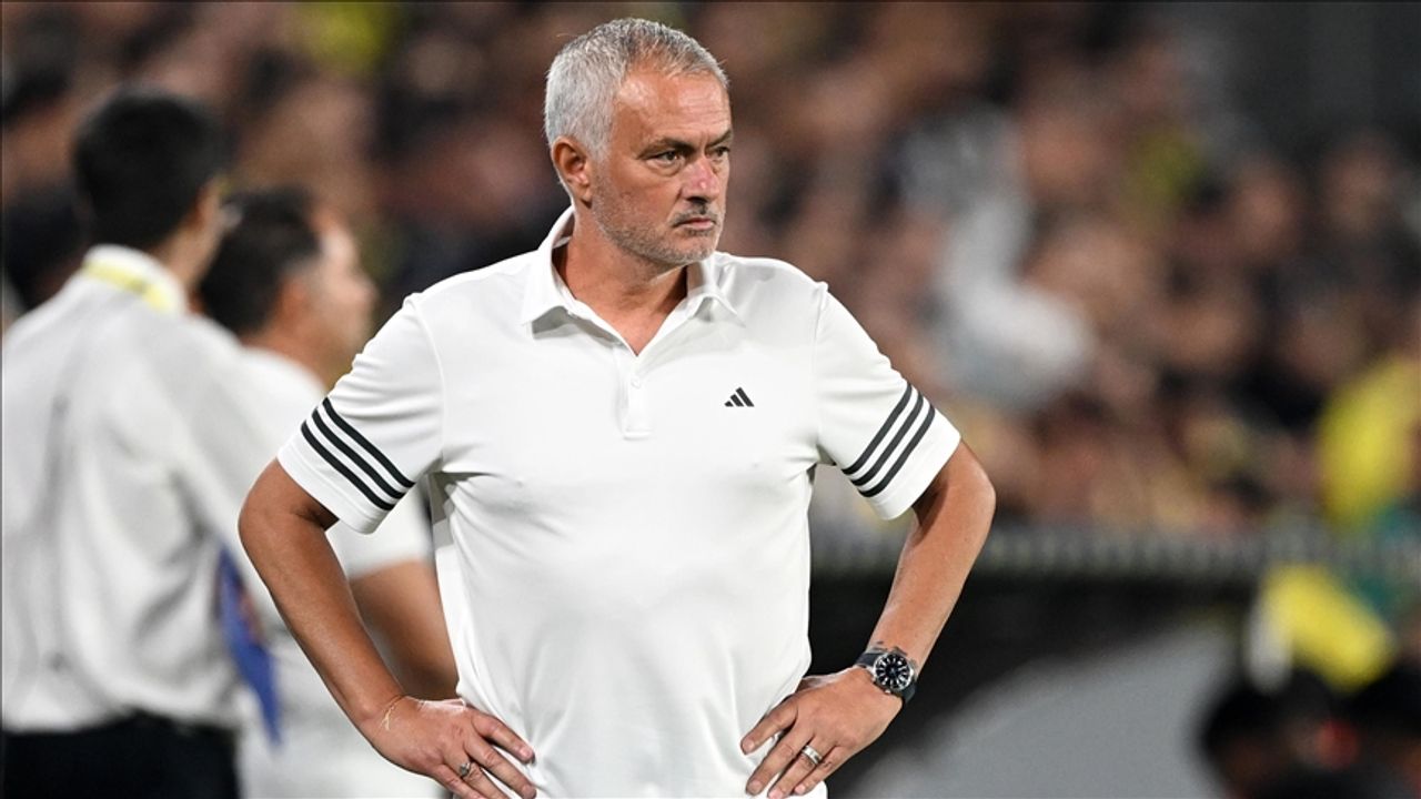 Mourinho: Fenerbahçe'nin olağanüstü genel kurulu beni hiç ilgilendirmiyor