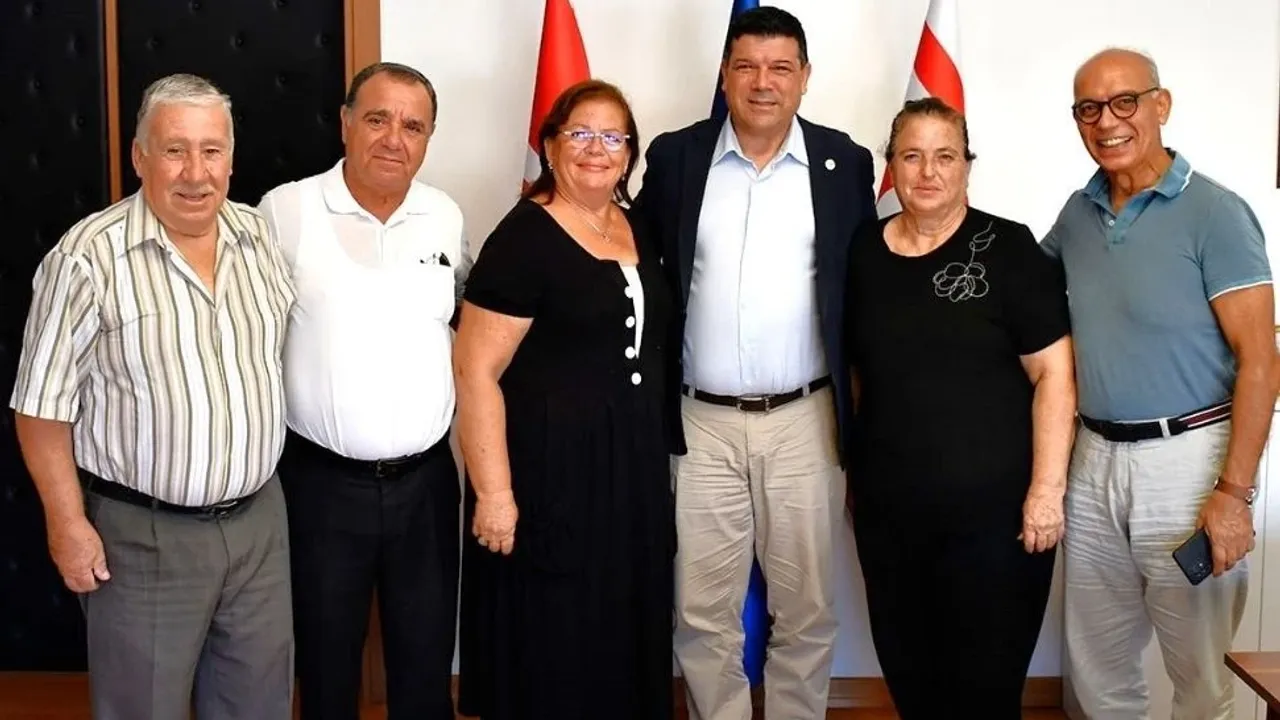 Larnakalılar Derneği’nden DAÜ Rektörü Kılıç’a ziyaret: Larnakalılar Dayanışma Gecesi ele alındı!