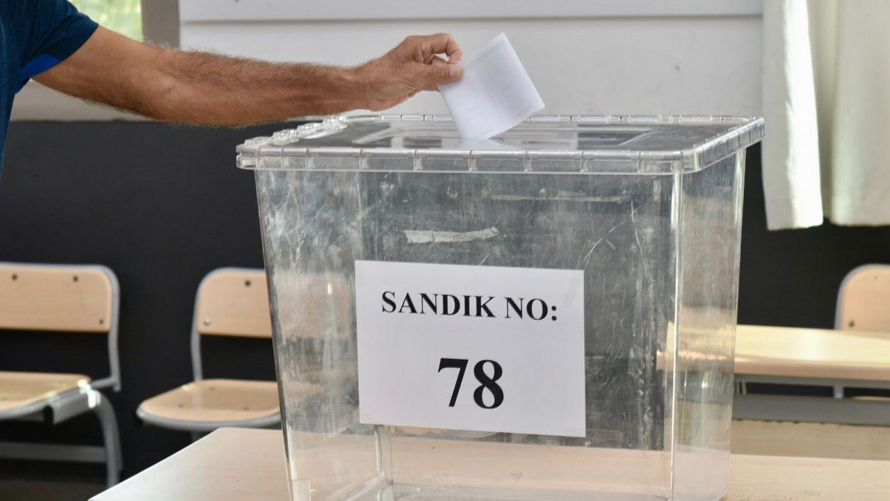 KKTC sandık başında... Oy verme işlemi başladı!