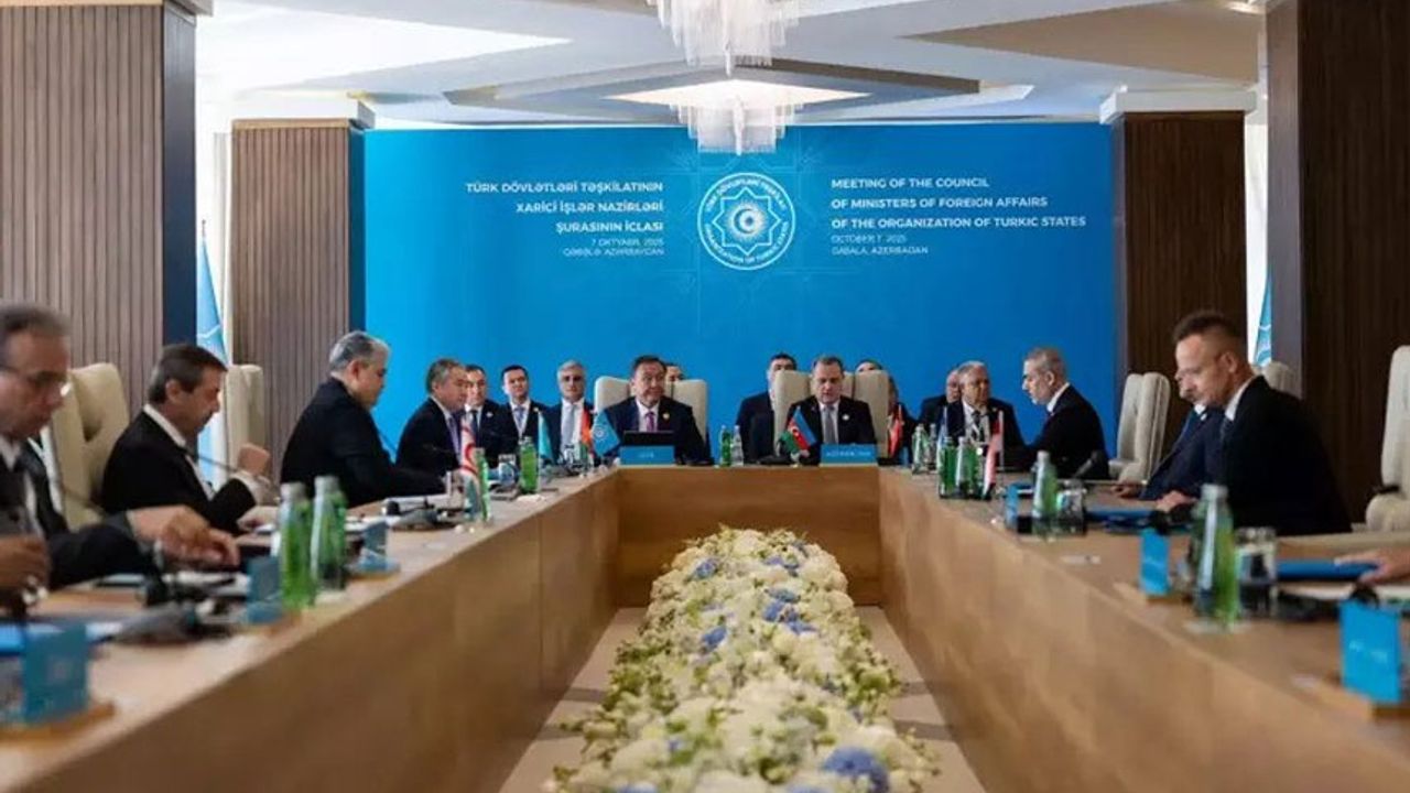 Dışişleri Bakanı Ertuğruloğlu, TDT Dışişleri Bakanları Konseyi Toplantısı'na katıldı