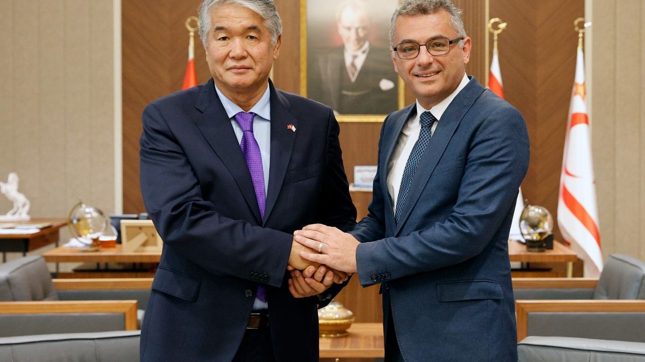 Cumhurbaşkanı Erhürman TÜRKSOY Genel Sekreteri Raev’i kabul etti