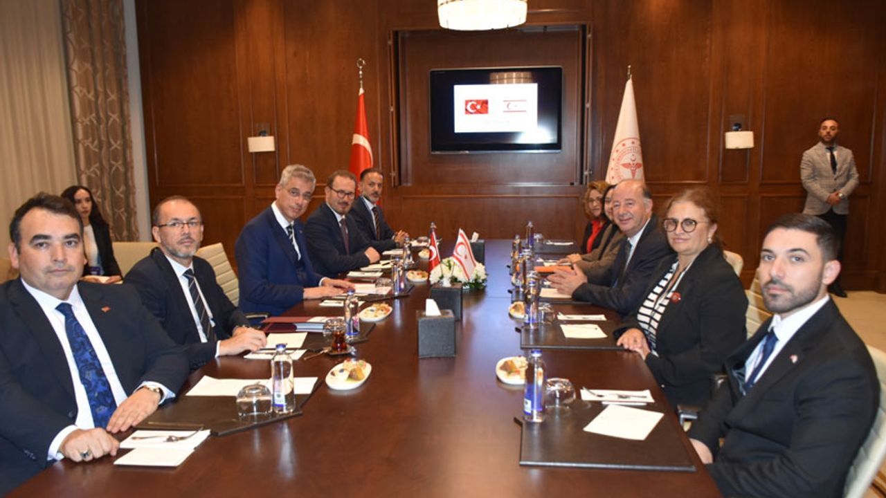 Sağlık Bakanı Dinçyürek, Ankara’da Memişoğlu ile görüştü