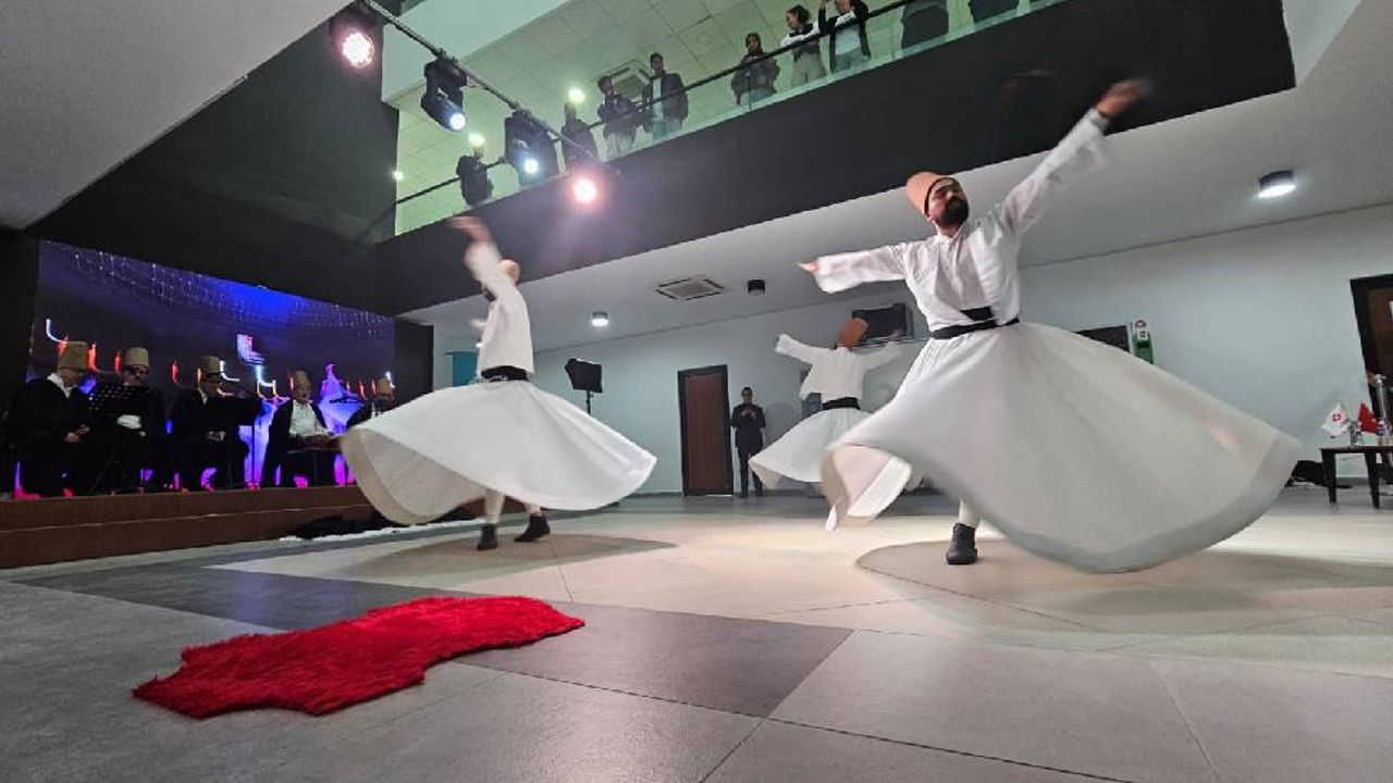 “Mevlânâ’yı Anma” etkinlikleri kapsamında Girne’de sema gösterileri yapıldı