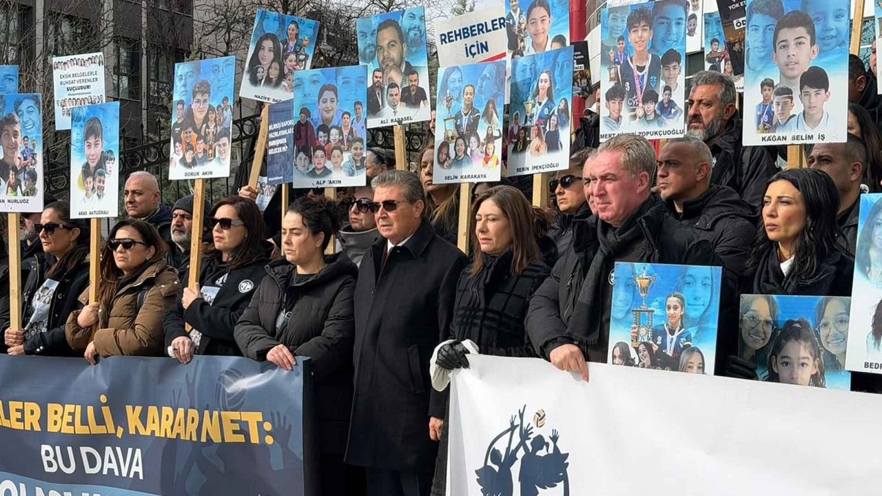 Savcı mütalaasını sundu, aileler “olası kast” talep etti