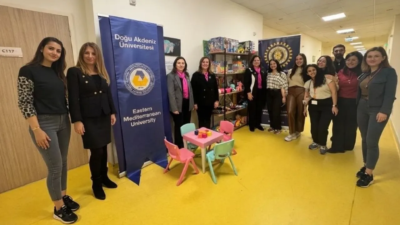 DAÜ ve Inner Wheel’den Lefkoşa Acil Durum Hastanesi’nde çocuklara oyun alanı