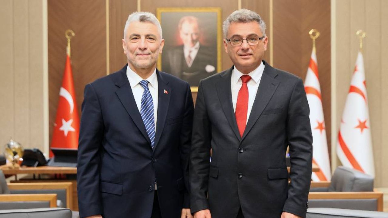 Cumhurbaşkanı Erhürman, Türkiye Ticaret Bakanı Bolat'ı kabul etti