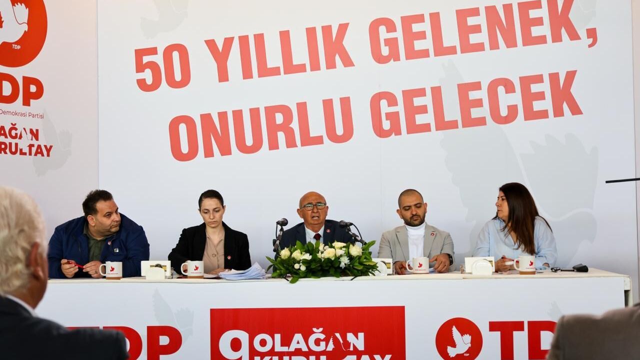 TDP’de kurultay başladı: “Onurlu gelecek” vurgusuyla kararlar oy birliğiyle geçti