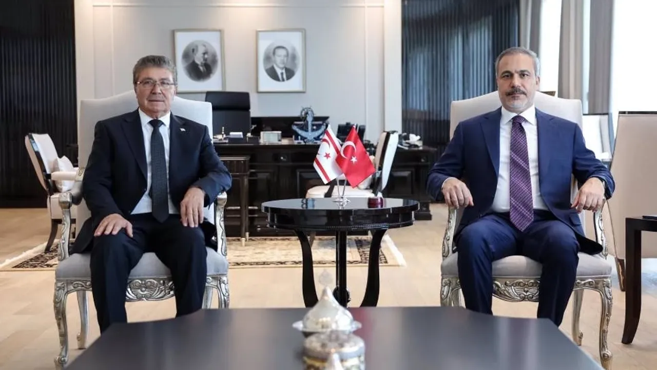 Üstel'den Fidan'a teşekkür: Anavatan Türkiye halkımızın geleceğinin en güçlü teminatıdır