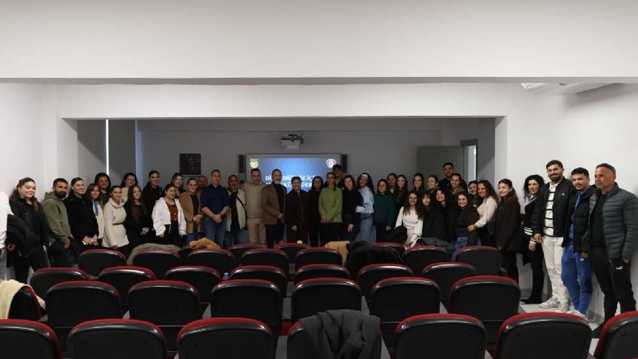 Halk Dansları Federasyonu’ndan “Siber Zorbalık ve Güvenli İnternet Kullanımı” konulu seminer