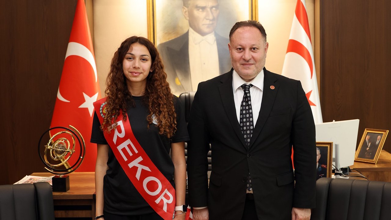 Öztürkler: Ada Kafa, Kıbrıs Türk gençliğine ilham veriyor