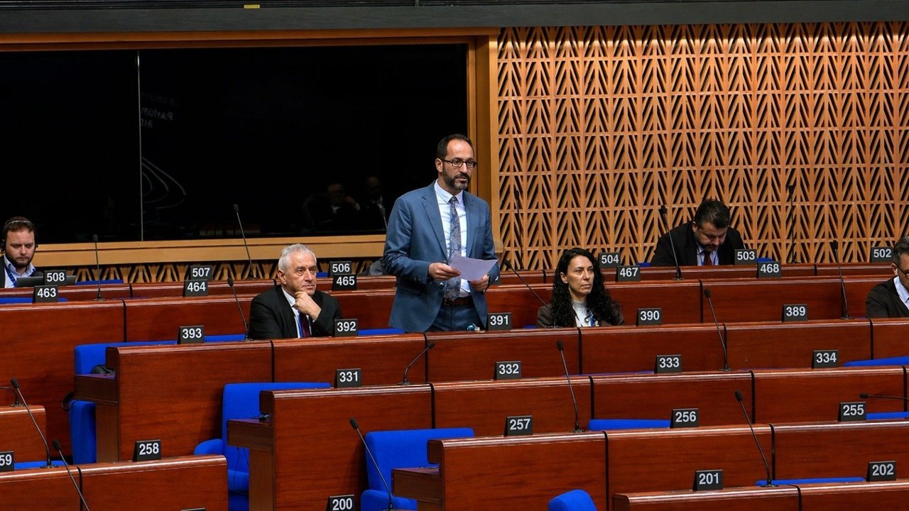 Candan: Orta Doğu'daki çatışma uluslararası hukuk açısından ciddi risk