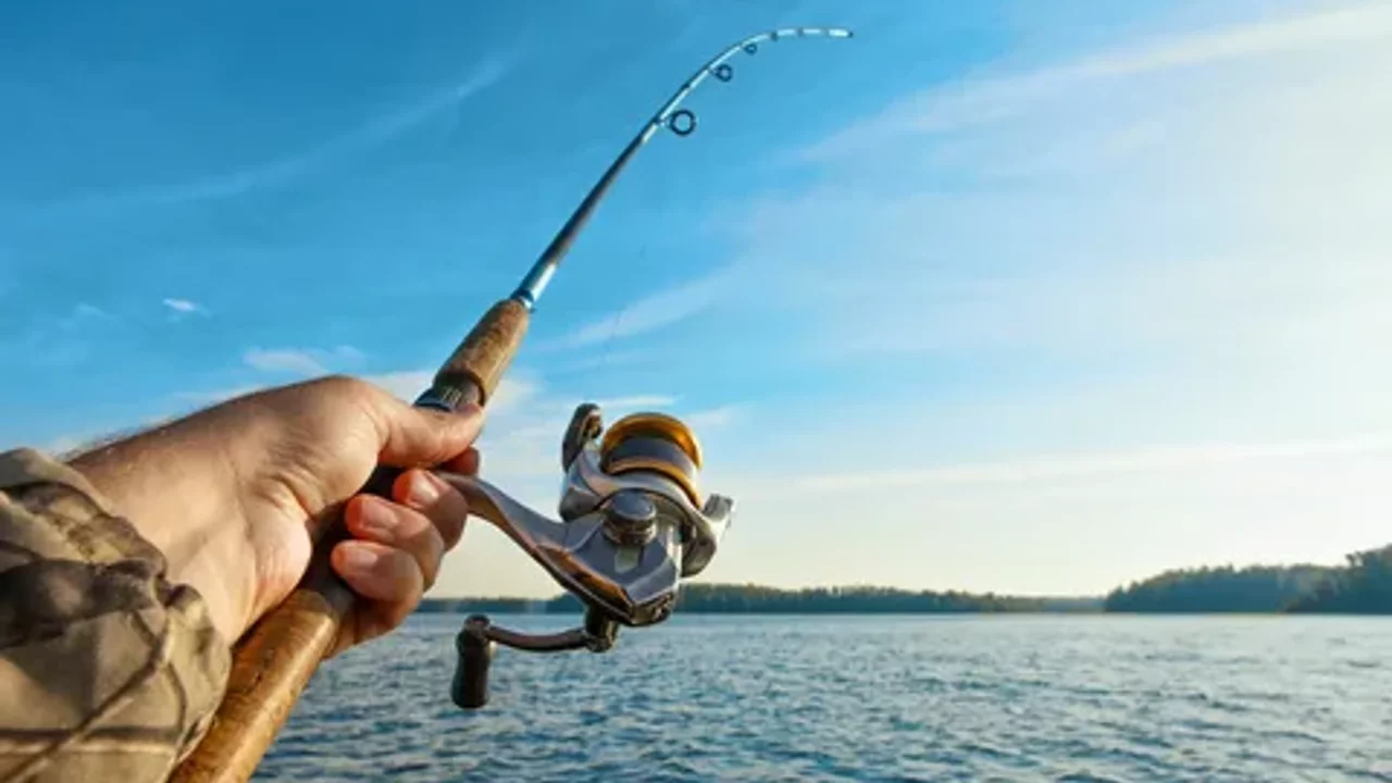 Alagadi’de yasak bölgede balık avına ceza