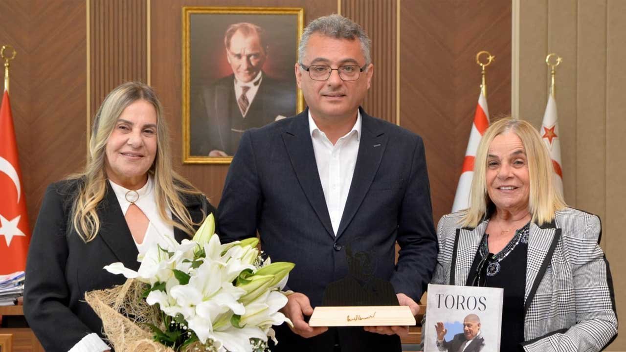 Cumhurbaşkanı Tufan Erhürman, Rauf Raif Denktaş Vakfı yönetimini kabul etti