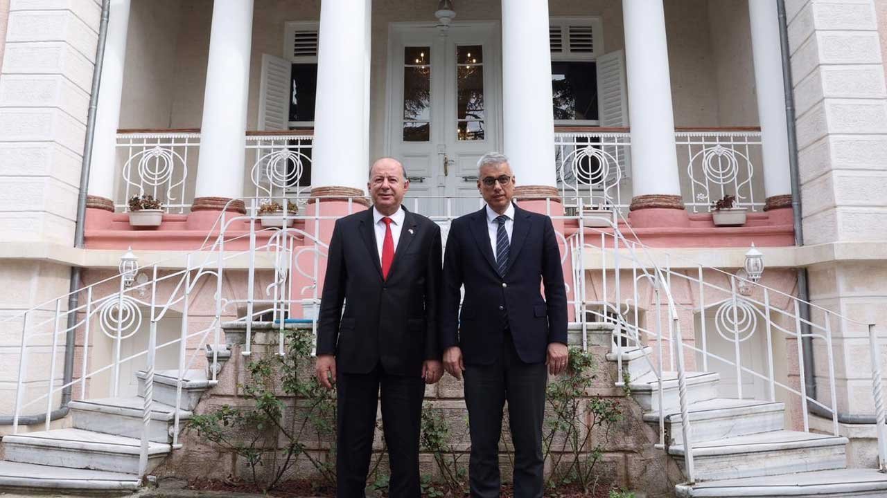 Hakan Dinçyürek, İstanbul’da Türkiye Sağlık Bakanı Memişoğlu ile görüştü