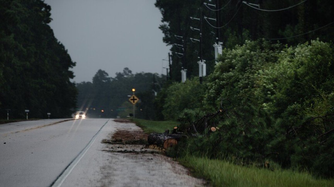 ABD'nin Texas eyaletinde şiddetli fırtınalar nedeniyle 2 kişi yaşamını yitirdi