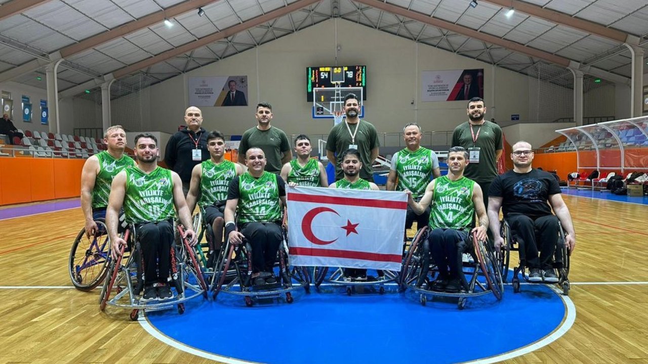 Play-off öncesi kritik viraj: Vakıflar evinde son kez sahada