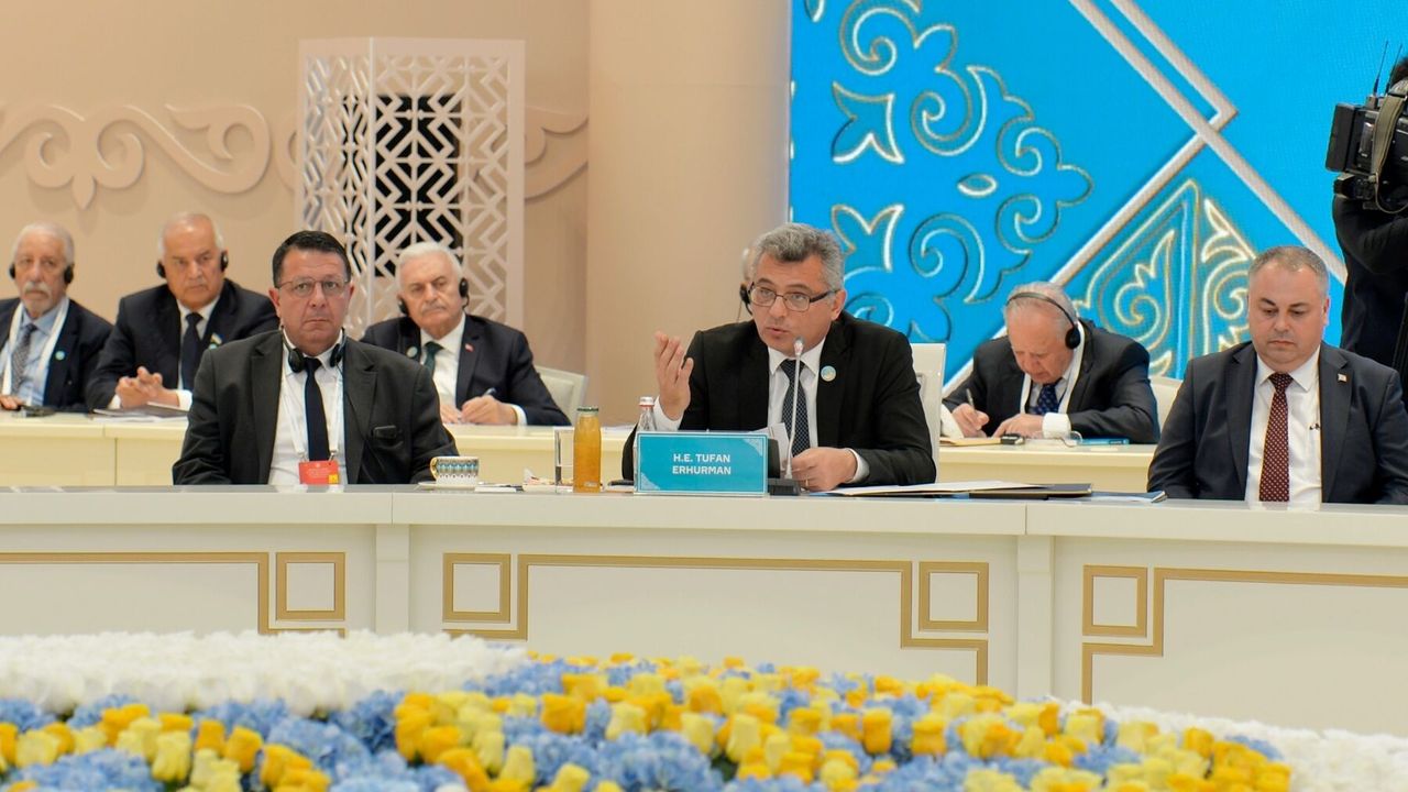 Kazakistan'daki TDT zirvesine katılan Cumhurbaşkanı Erhürman yurda döndü