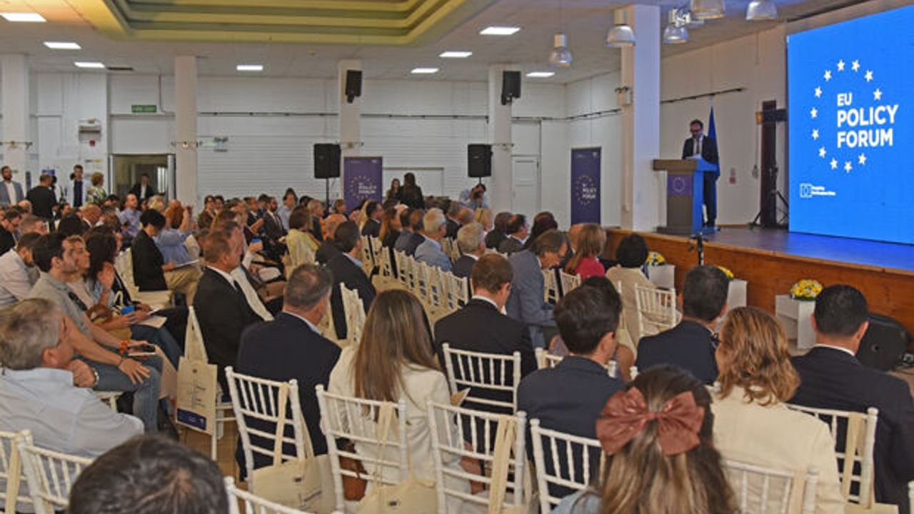“AB Politikaları Forumu” düzenlendi