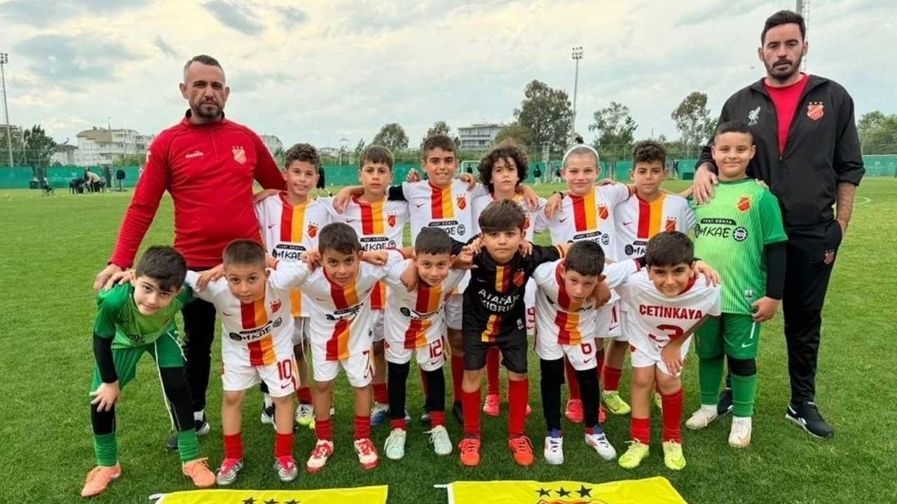 Çetinkaya Urcan Vangöl Akademi Antalya’da namağlup şampiyon!