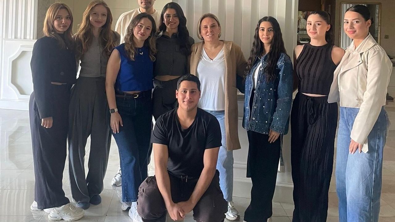 DAÜ Sivil Havacılık Kabin Hizmetleri Programı mezunları gökyüzünde yerini alıyor