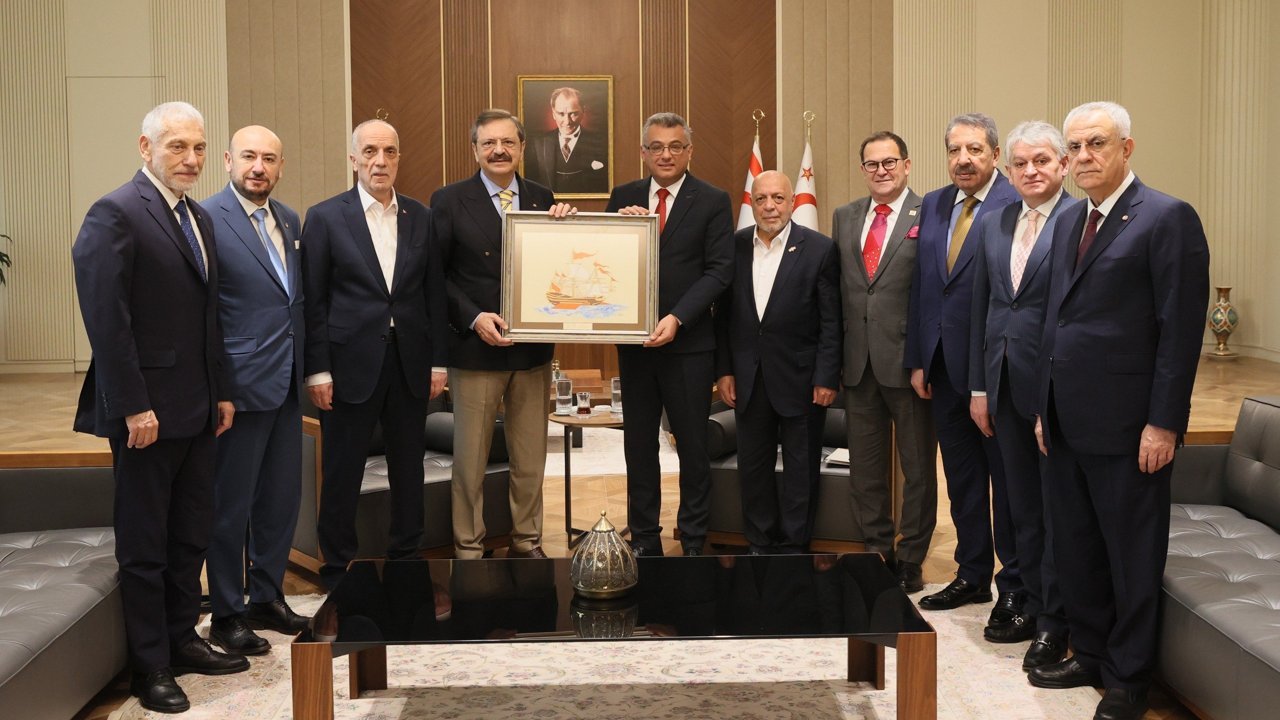 Erhürman, Türkiye Odalar ve Borsalar Birliği heyetini kabul etti