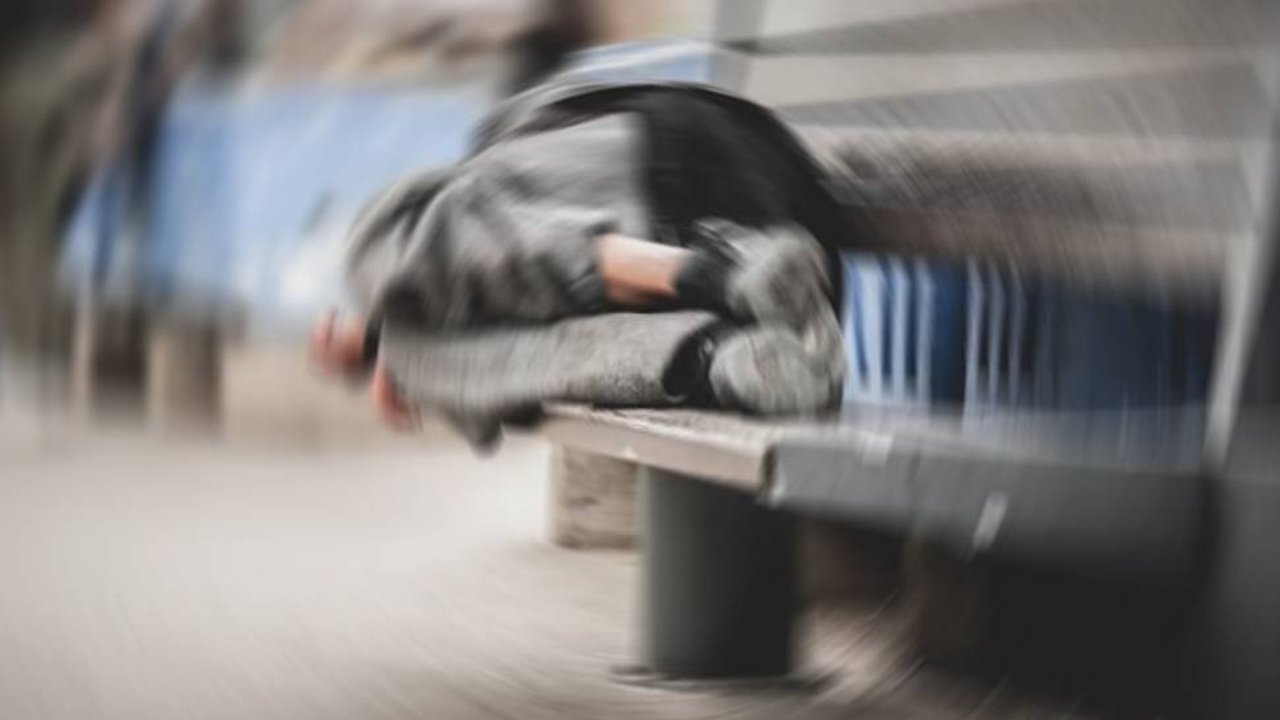 Kalacak yeri ve parası yok... Derbeder şahıs tutuklandı
