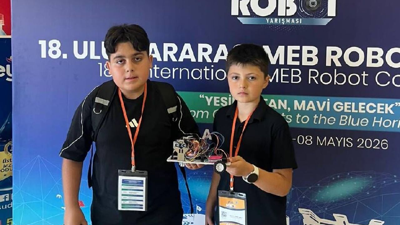 Hala Sultan İlahiyat Koleji öğrencileri Uluslararası MEB Robot Yarışması’nda ilk 10’a girdi
