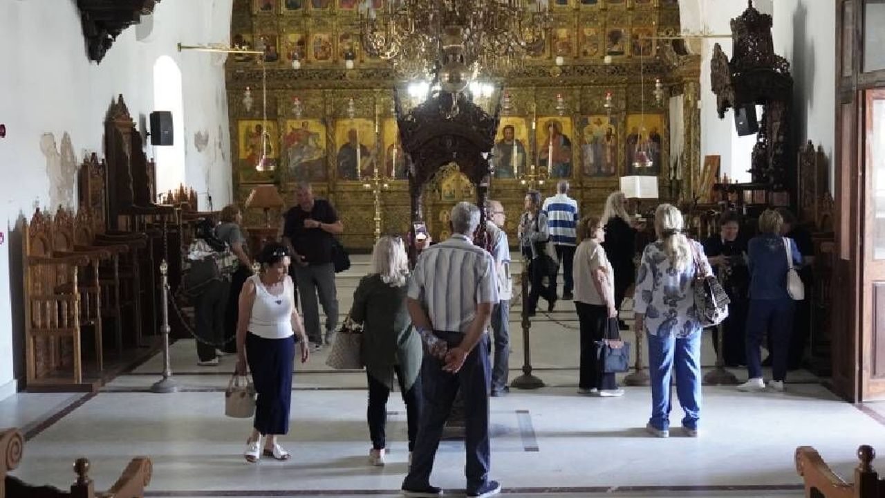 Girne Belediyesi, İkinci Bahar üyelerine Karpaz gezisi düzenledi
