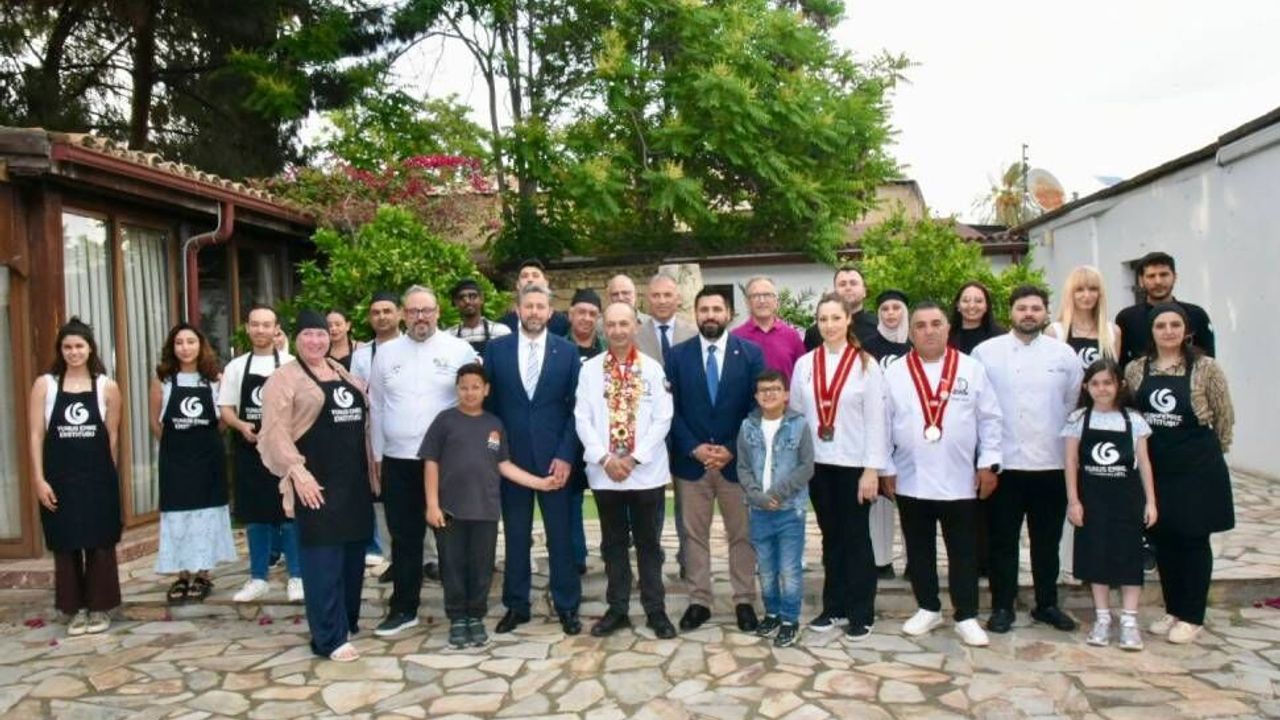 Lefkoşa’da yabancı öğrencilere yönelik “Türk Mutfağı Yemek Atölyesi” düzenlendi