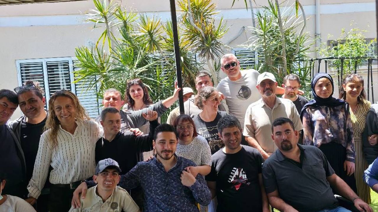 Karadeniz Kültür Derneği'nden Gazimağusa İrfan Nadir 18 Yaş Üstü Rehabilitasyon Merkezi'ne ziyaret