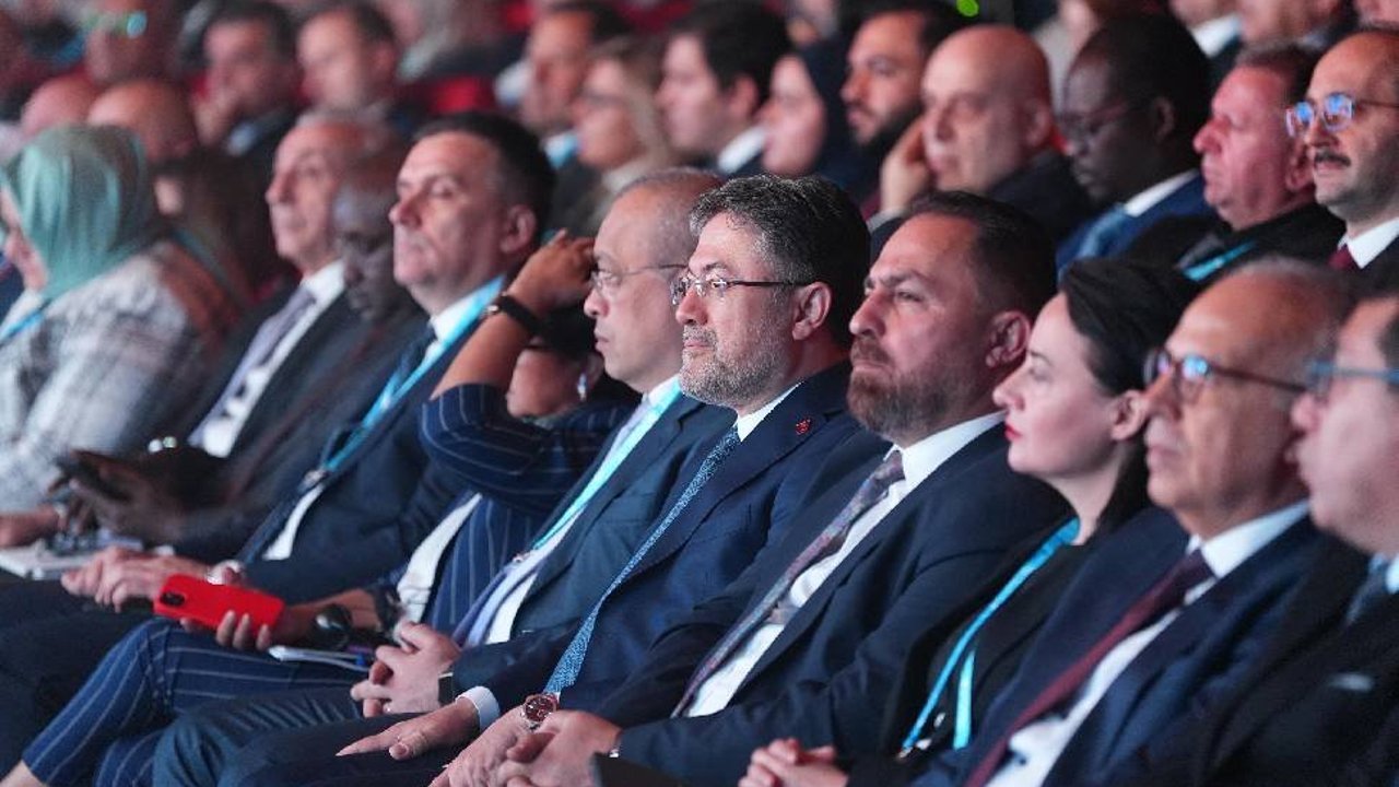 Bakan Çavuş, 5. İstanbul Uluslararası Su Forumu’na katıldı