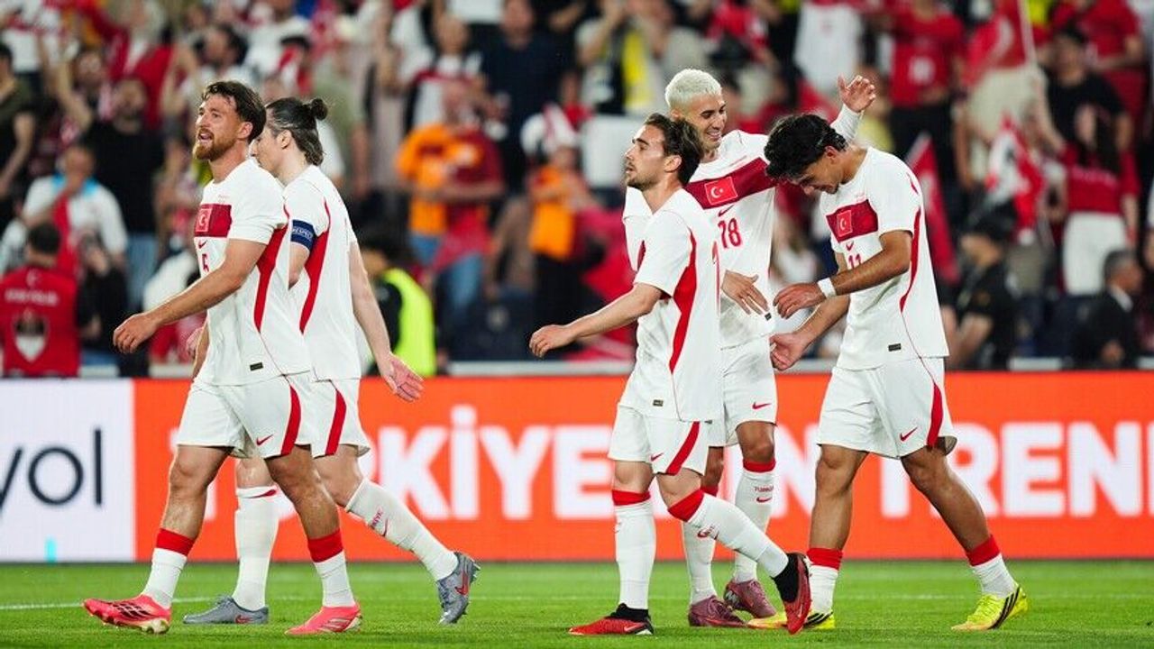 Türkiye A Milli Futbol Takımı'nın Dünya Kupası kadrosu açıklandı