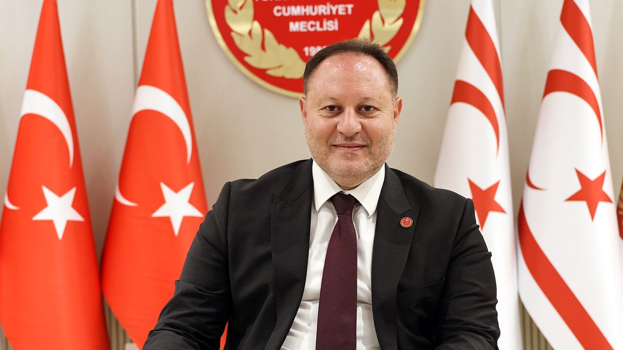 Öztürkler: Kıbrıs Türk halkı, geçmişten aldığı güçle geleceğe emin adımlarla yürüyor