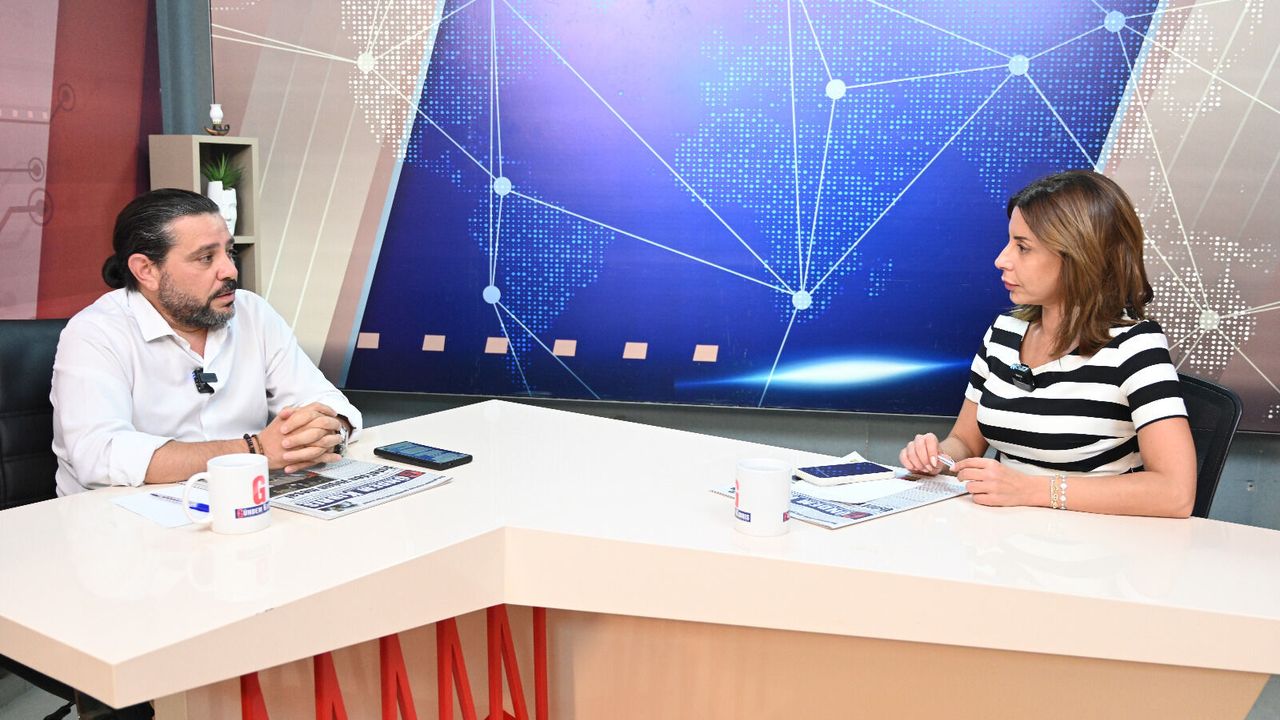 Bahar Sancar'la A'dan Z'ye...Bahar Sancar'ın konuğu  Gazeteci Aytuğ Türkkan