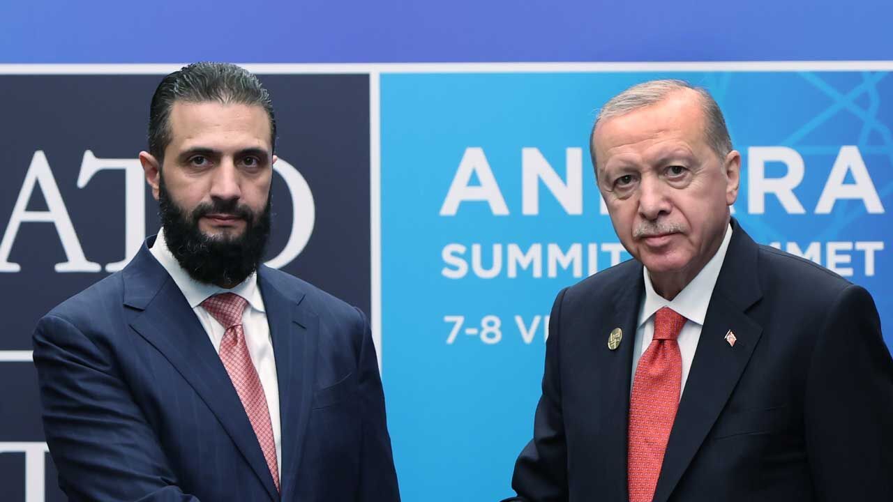 Erdoğan, Şara ile bir araya geldi
