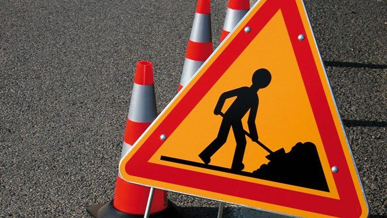 Köşklüçiftlik Uluğbey Sokak bugün 4 saat trafiğe kapalı
