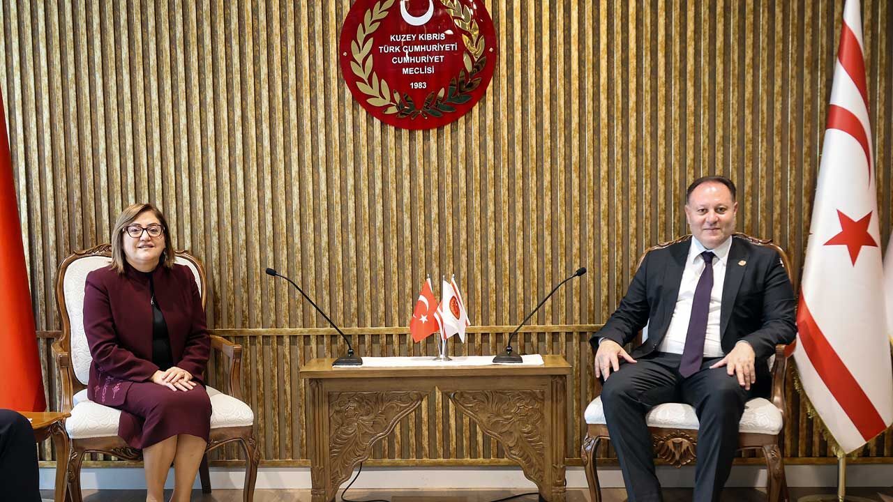 Öztürkler: Bir halkı dünyadan izole ederek barışı tesis edemezsiniz