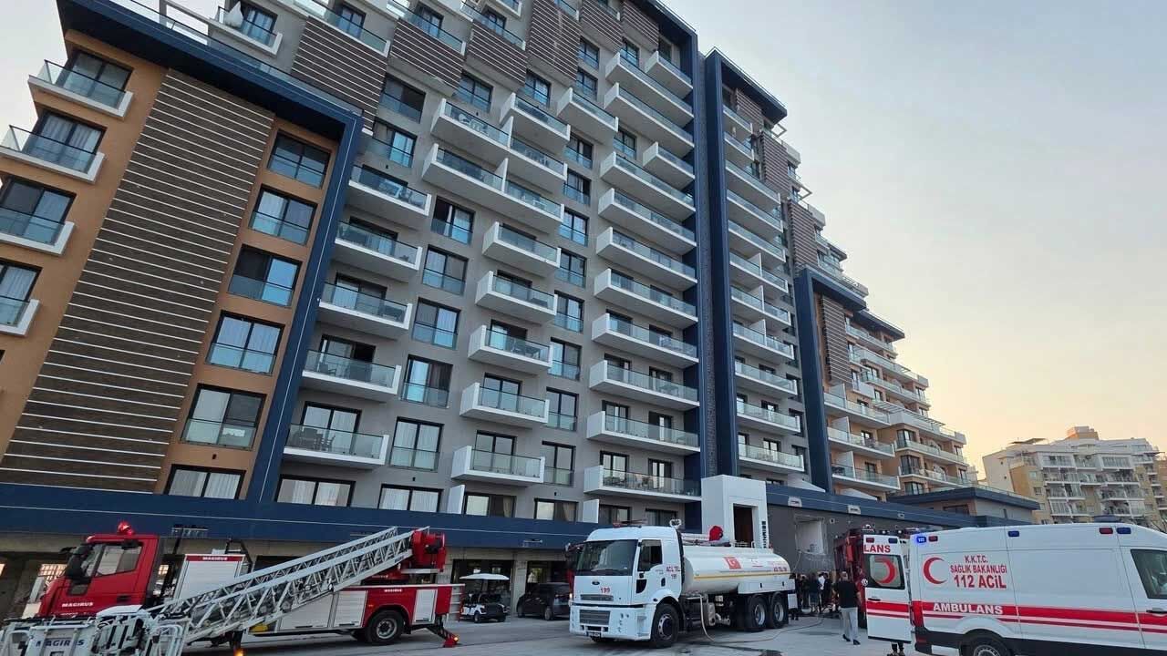 Apartman Yangını: Tahliyeler Sürüyor