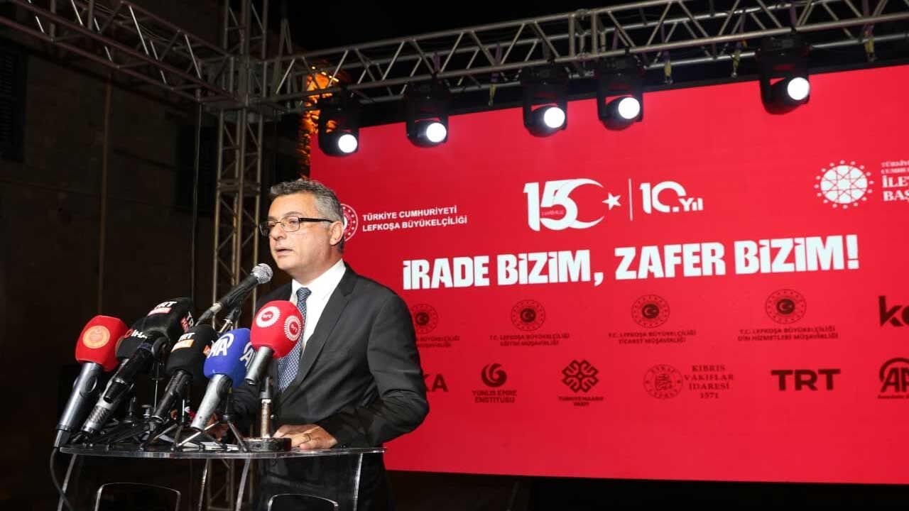 Erhürman: 15 Temmuz, halk iradesinin canı pahasına tescil edildiği gündür
