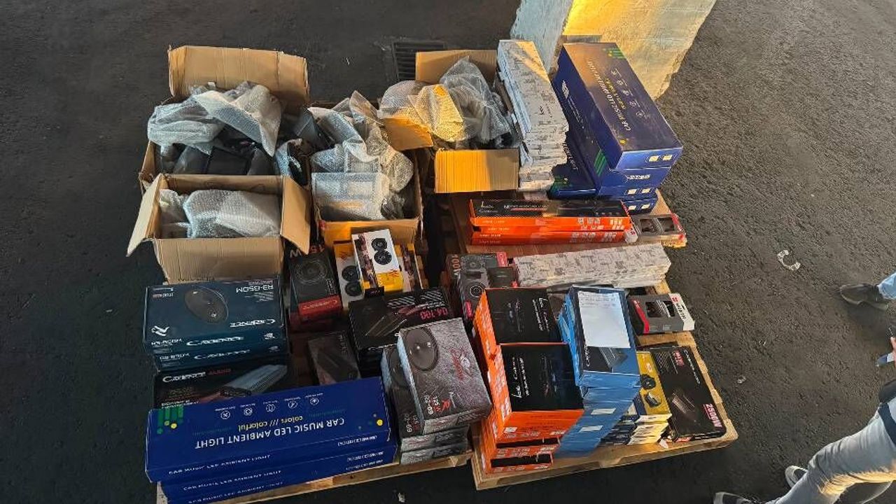 200 bin TL'lik elektronik eşyaya el konuldu, 600 bin TL ceza yazıldı