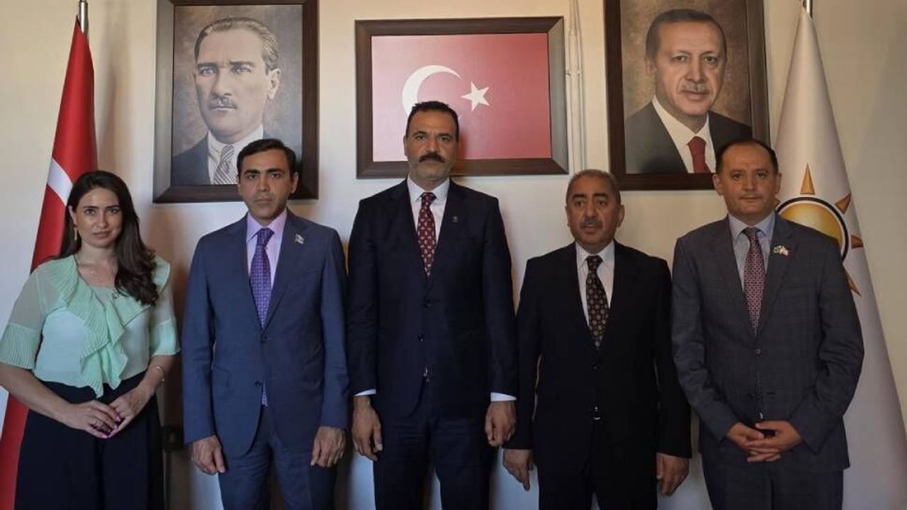 Yeni Azerbaycan Partisi heyetinden AK Parti KKTC Temsilciliğine ziyaret