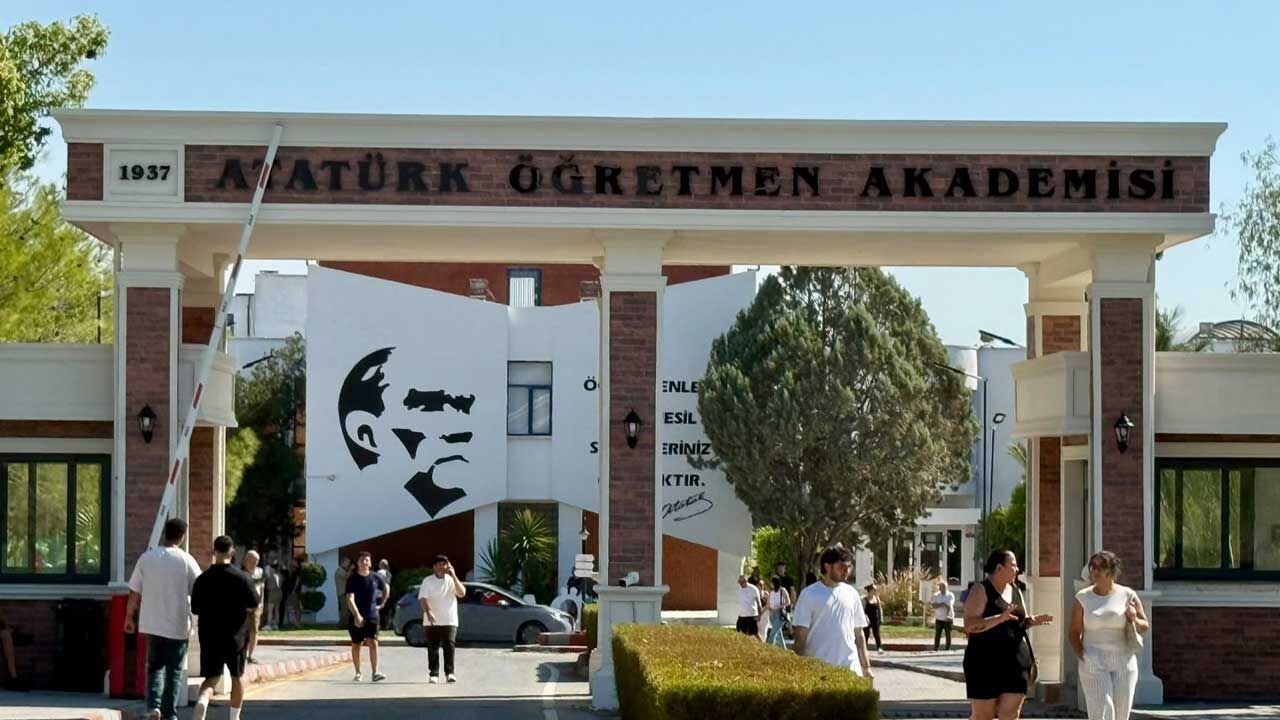 Atatürk Öğretmen Akademisi sınavı başladı