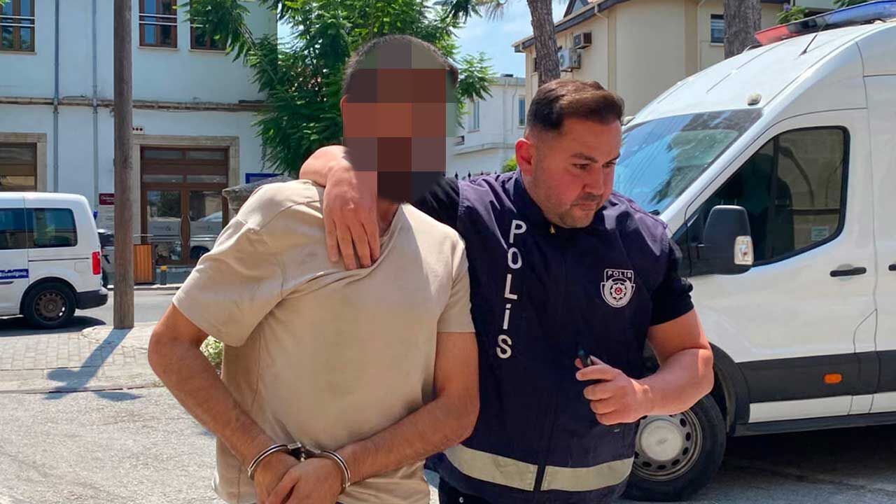 7 kez bıçakladı