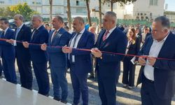 Tekin Arhun'a hizmet plaketi!