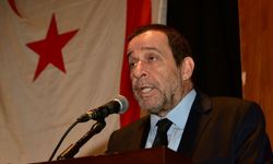 Denktaş'tan babasına; Senden onlar adına özür diliyorum