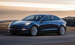 Tesla satışlarını artırmak için ABD ve Avrupa'da fiyatlarını düşürdü
