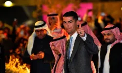 Al Nassr, Cristiano Ronaldo için imza töreni düzenledi