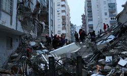 Depremde ölü sayısı 284’e yükseldi
