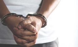 17 yaşındaki genç uyuşturucu madde ile yakalandı