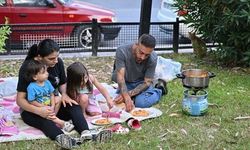 Türkiye'den üzen haber... Ev sahibi kirayı 4 kattan fazla artırınca parka taşındılar